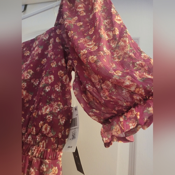 🌷💮Trixxi Burgundy Floral Mini Dress - Picture 5 of 15